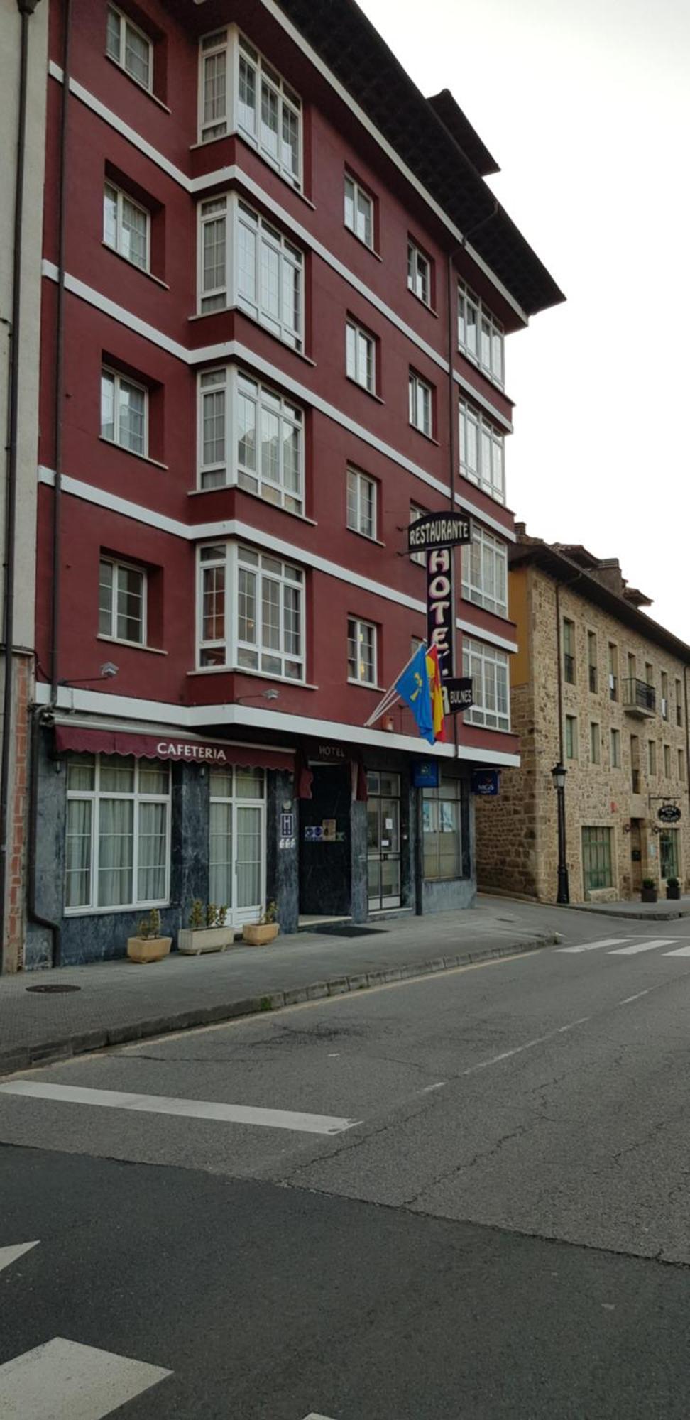 Hotel Naranjo De Bulnes Arenas De Cabrales Exterior photo